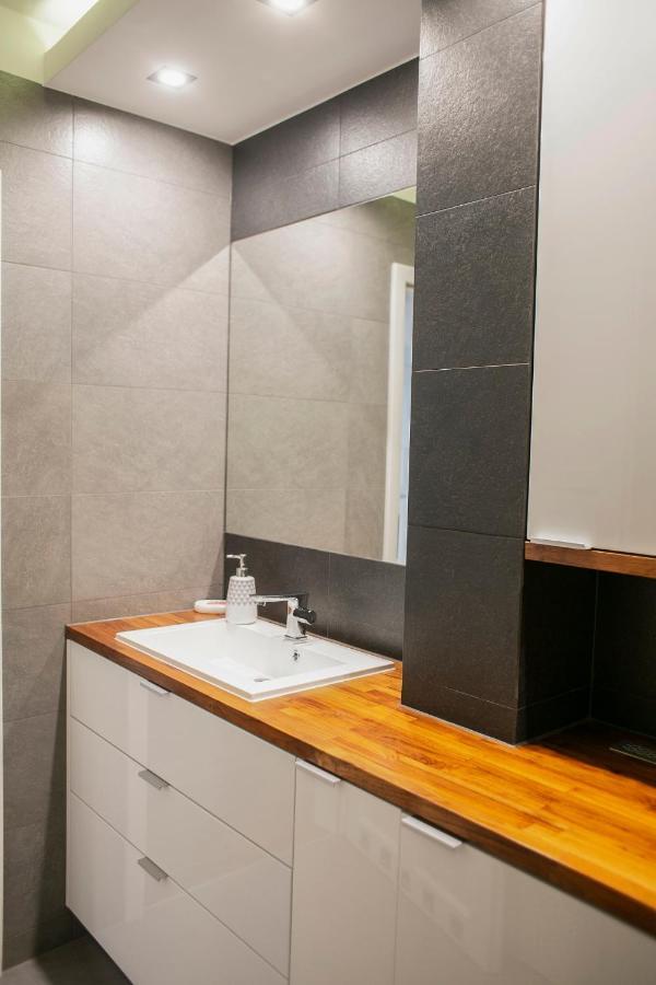 Best Apartment ทาร์นูฟ ภายนอก รูปภาพ